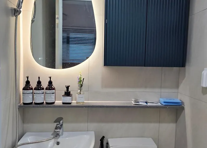 Newly Opened - Auryeon - 7min Walk From Yeonsinnae Station Line3, 6, Gtx-a, Neat&cozy,free Parking, Wifi, Netflix 아파트 서울특별시