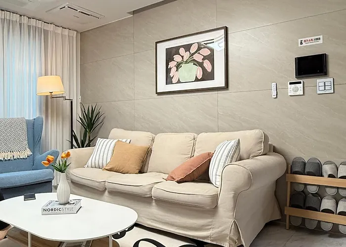 아파트 Newly Opened - Auryeon - 7min Walk From Yeonsinnae Station Line3, 6, Gtx-a, Neat&cozy,free Parking, Wifi, Netflix 서울특별시