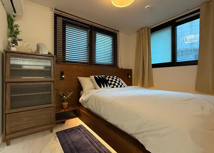 Newly Opened - Auryeon - 7min Walk From Yeonsinnae Station Line3, 6, Gtx-a, Neat&cozy,free Parking, Wifi, Netflix * 서울특별시
